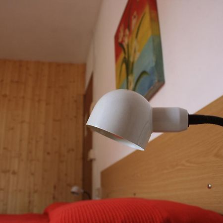 Albergo Della Posta クルゾーネ エクステリア 写真
