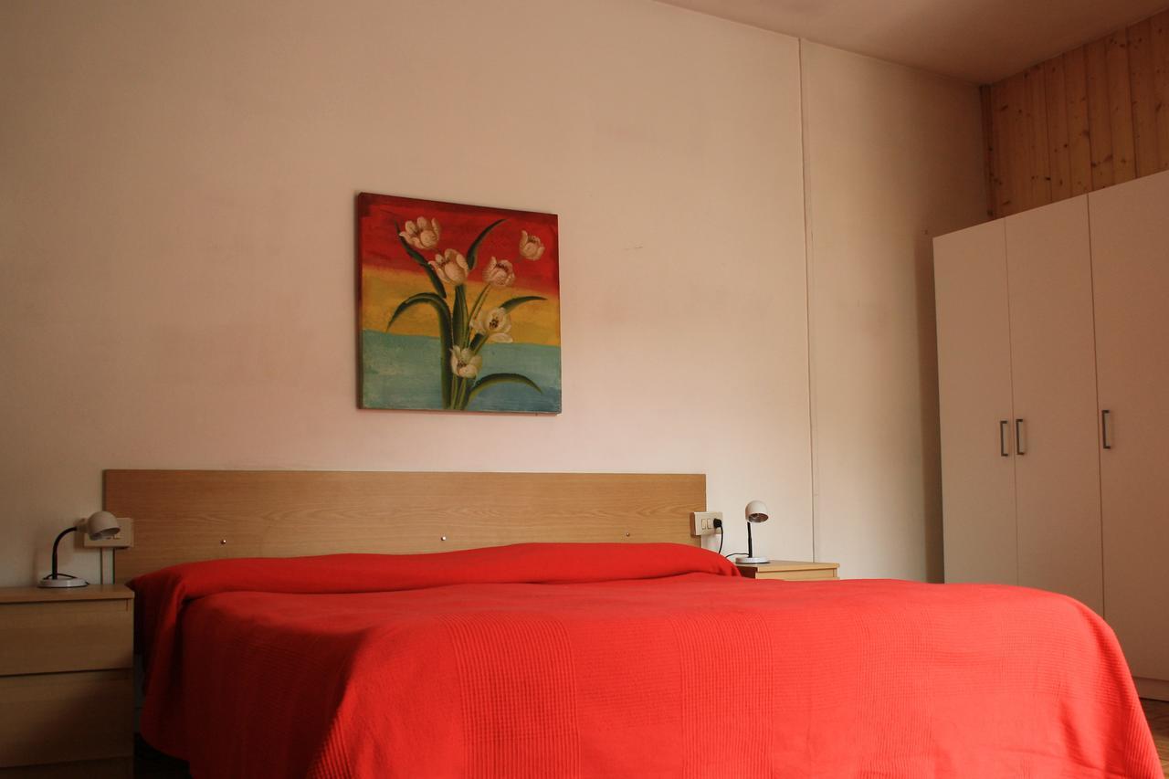 Albergo Della Posta クルゾーネ エクステリア 写真