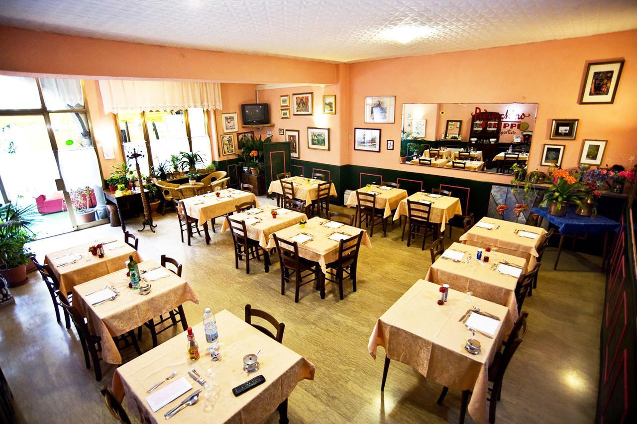 Albergo Della Posta クルゾーネ エクステリア 写真